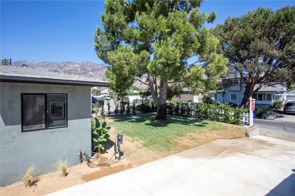 1701 Oxford Pasadena, CA 91104