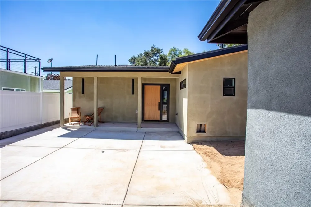 1701 Oxford Pasadena, CA 91104