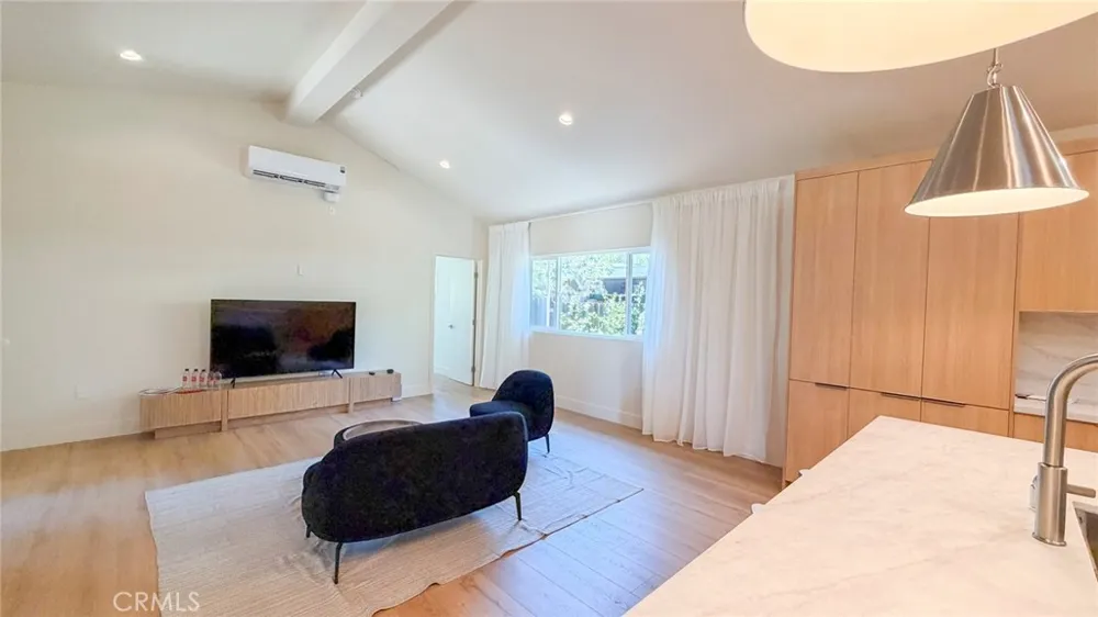 1701 Oxford Pasadena, CA 91104