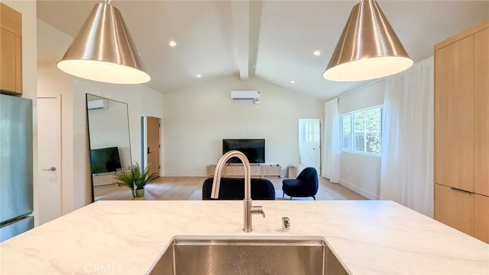 1701 Oxford Pasadena, CA 91104