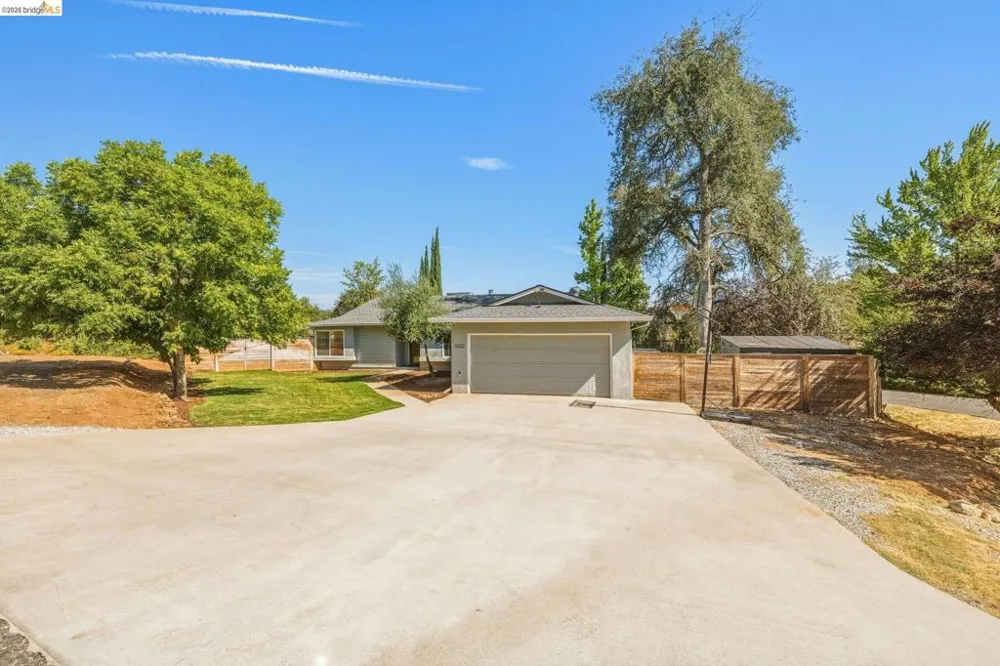 11037 Harrison Dr Sonora, CA 95370