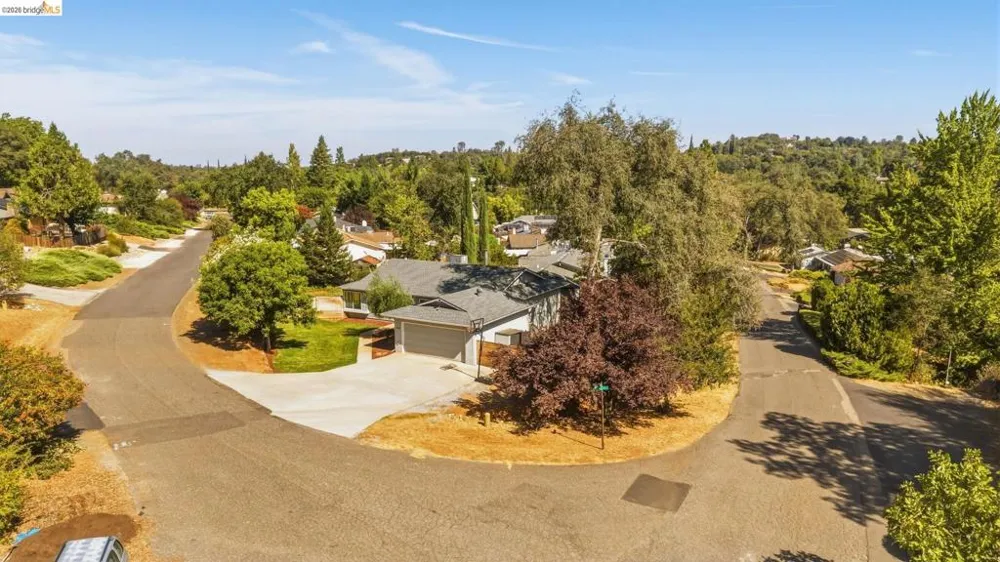 11037 Harrison Dr Sonora, CA 95370