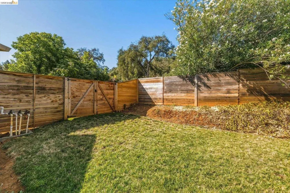 11037 Harrison Dr Sonora, CA 95370
