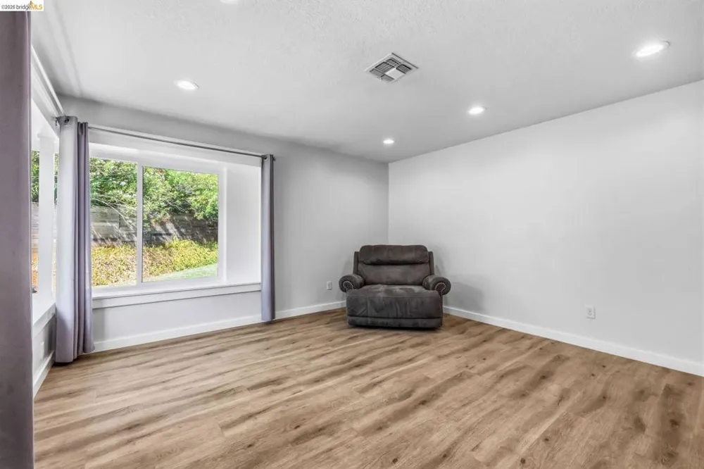 11037 Harrison Dr Sonora, CA 95370