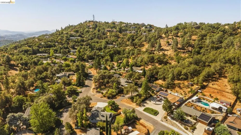 11037 Harrison Dr Sonora, CA 95370