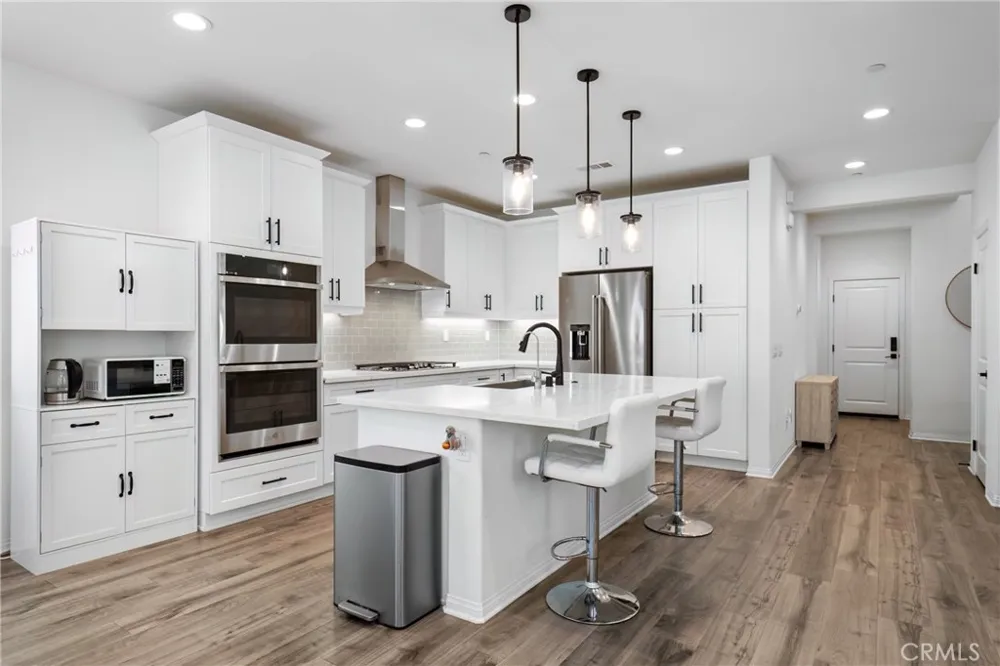 16405 Globetrotter Chino, CA 91708