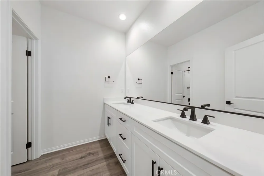 16405 Globetrotter Chino, CA 91708