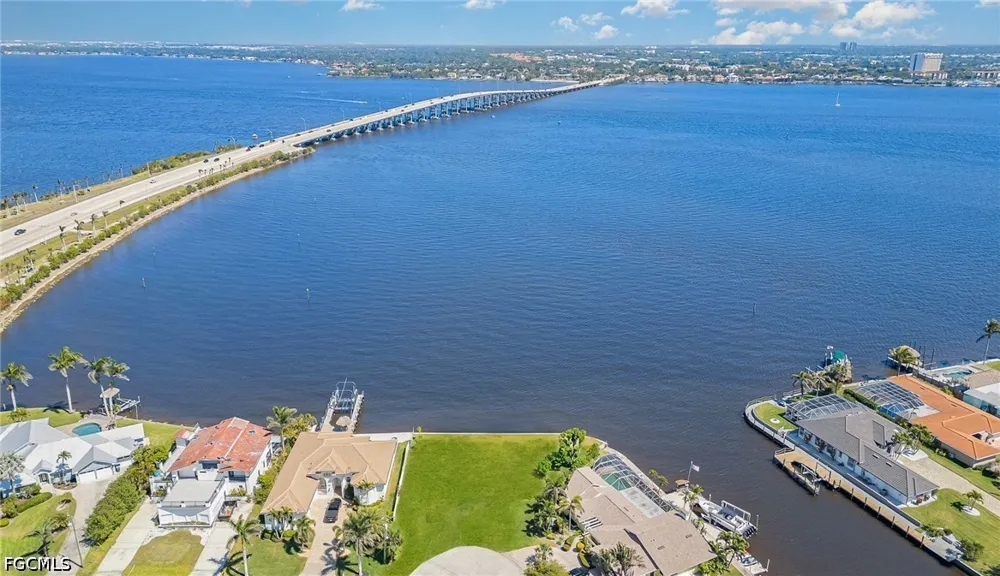 Sandy Circle Cape Coral, FL 33904