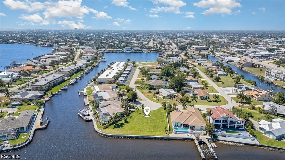Sandy Circle Cape Coral, FL 33904