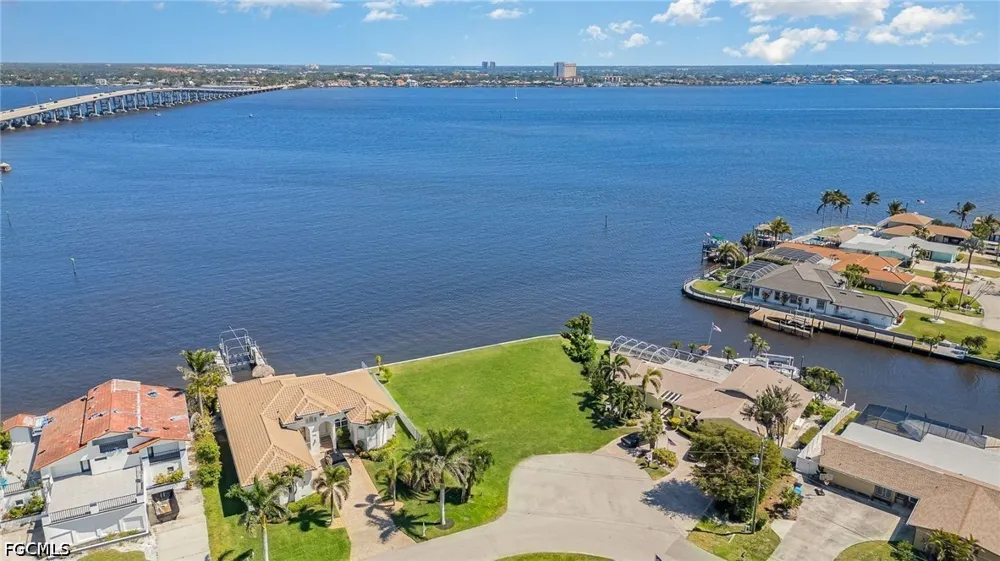 Sandy Circle Cape Coral, FL 33904