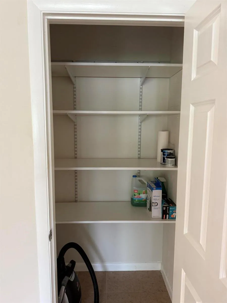 144 WINDSOR G West Palm Beach, FL 33417