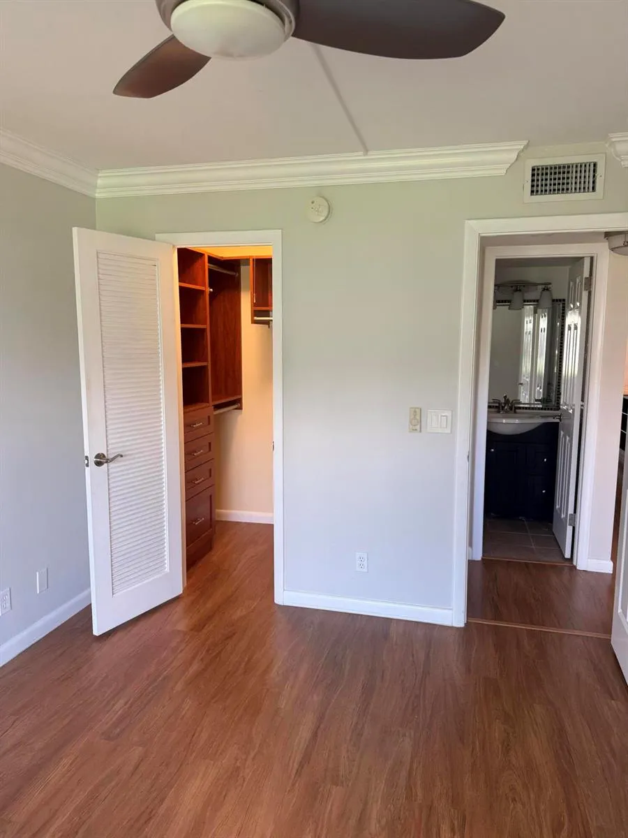144 WINDSOR G West Palm Beach, FL 33417