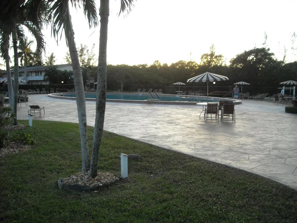 144 WINDSOR G West Palm Beach, FL 33417