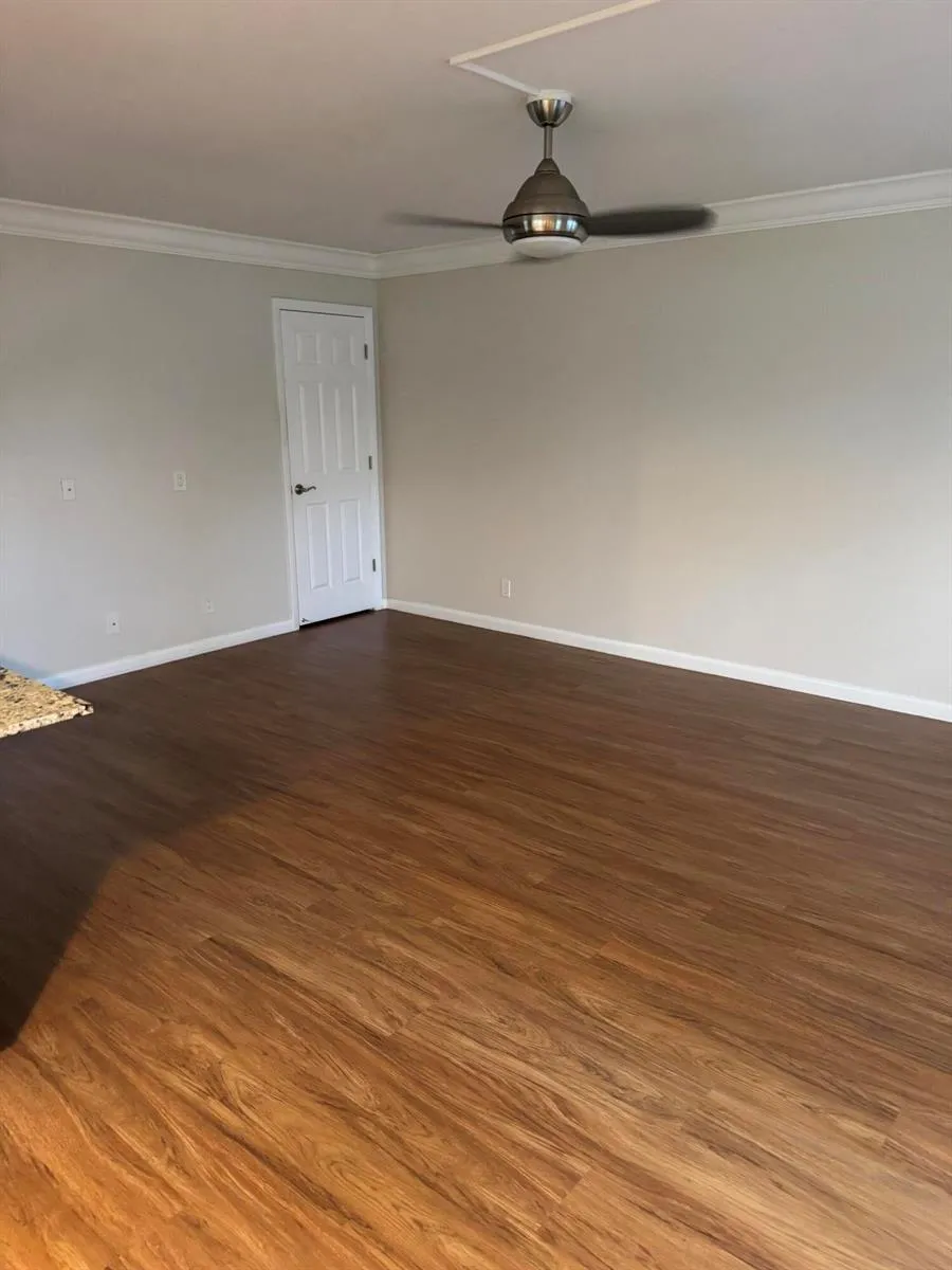 144 WINDSOR G West Palm Beach, FL 33417