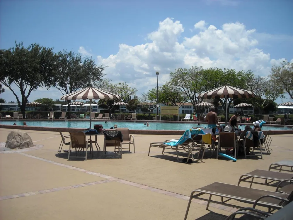 144 WINDSOR G West Palm Beach, FL 33417