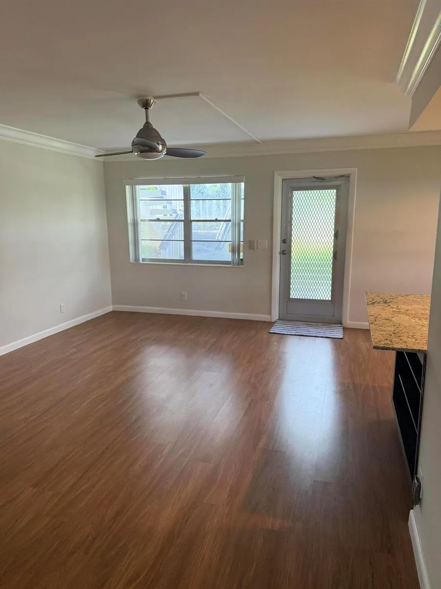 144 WINDSOR G West Palm Beach, FL 33417
