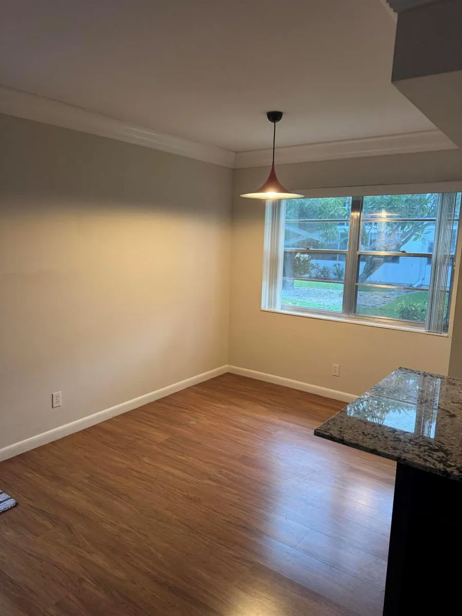 144 WINDSOR G West Palm Beach, FL 33417