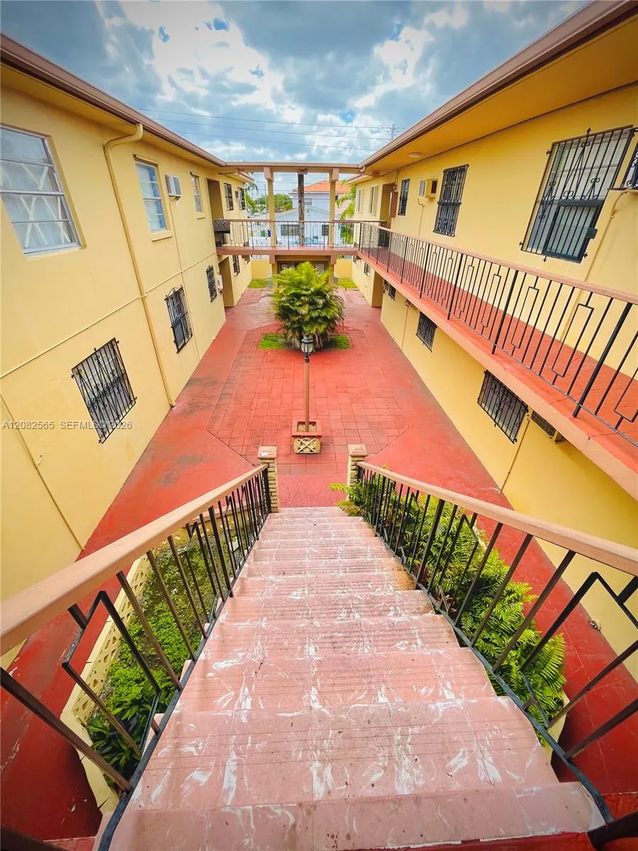 47 NW 47th Ave #14 Miami, FL 33126
