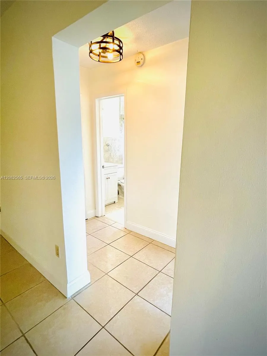 47 NW 47th Ave #14 Miami, FL 33126