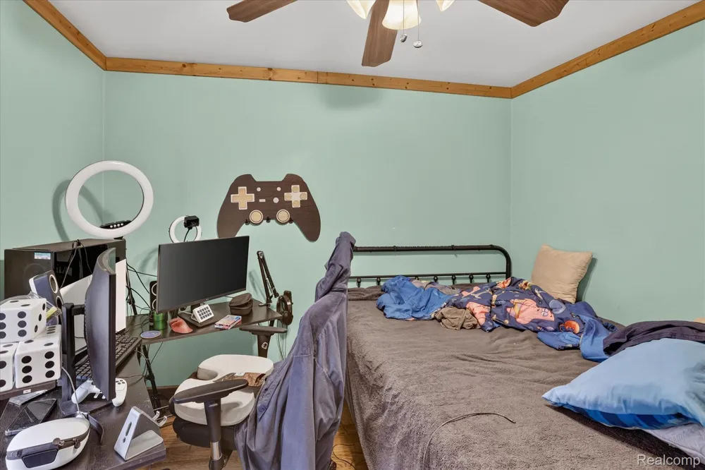 123 Graham Street Saginaw City, MI 48602