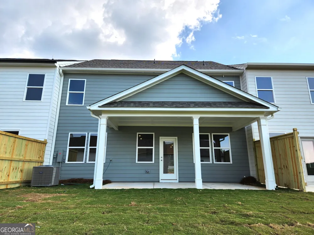 65 Umber LN Newnan, GA 30263