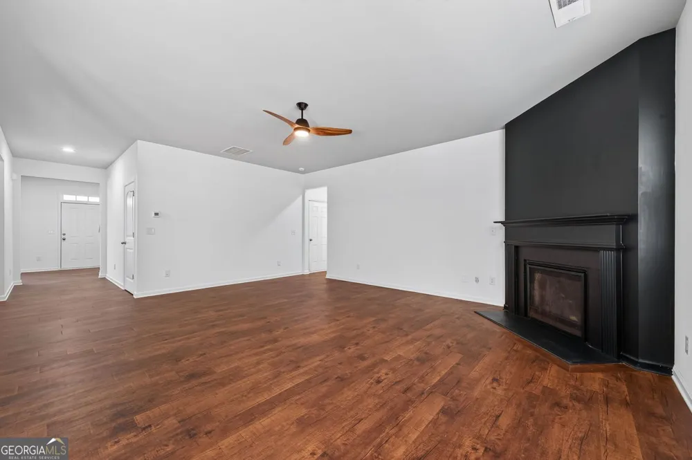176 Birchfield WAY Dallas, GA 30132