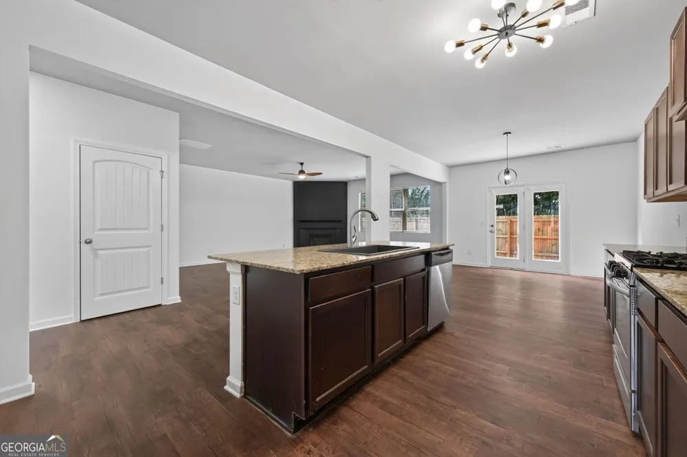 176 Birchfield WAY Dallas, GA 30132