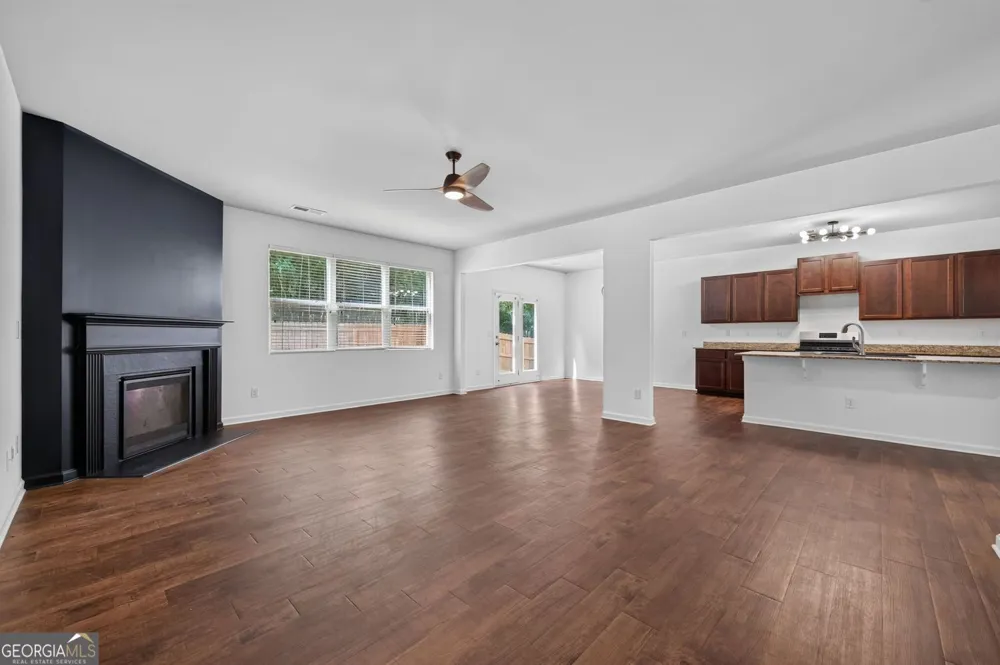 176 Birchfield WAY Dallas, GA 30132