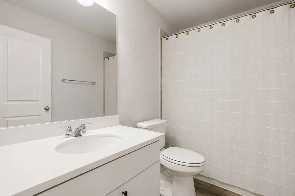 8004 Autumn Moor Bend Lago Vista, TX 78645