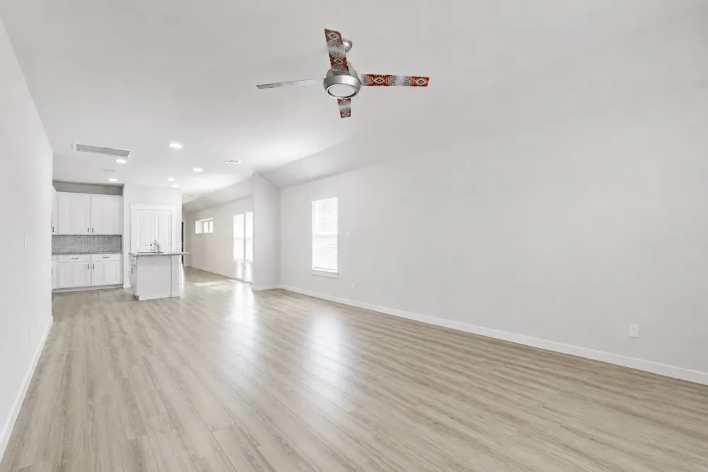 8004 Autumn Moor Bend Lago Vista, TX 78645