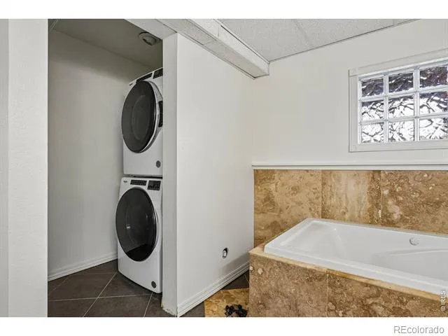1255 Delphi Drive Lafayette, CO 80026