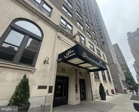 1324 LOCUST STREET #501