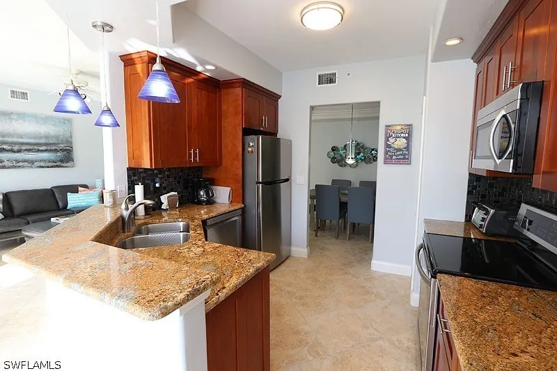 Arielle Drive #103 Naples, FL 34109