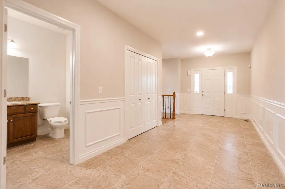 53125 Citadel Street Macomb Township, MI 48042