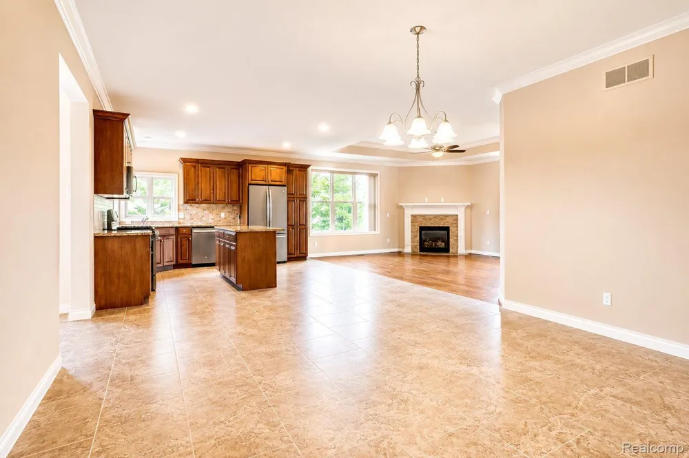 53125 Citadel Street Macomb Township, MI 48042