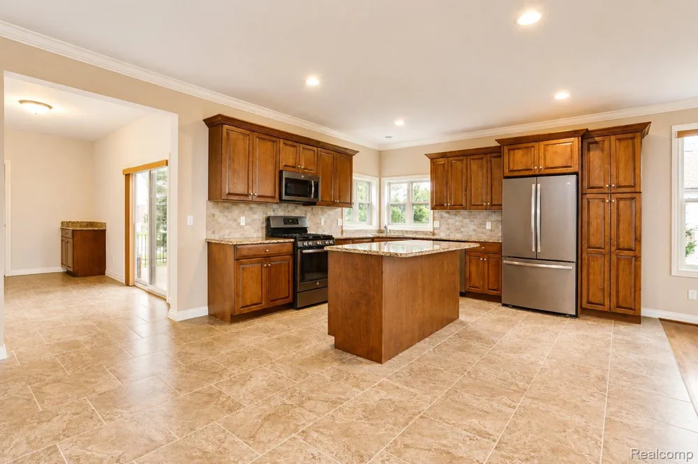53125 Citadel Street Macomb Township, MI 48042