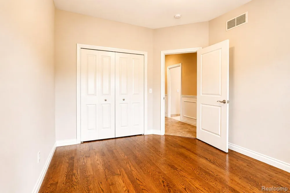 53125 Citadel Street Macomb Township, MI 48042