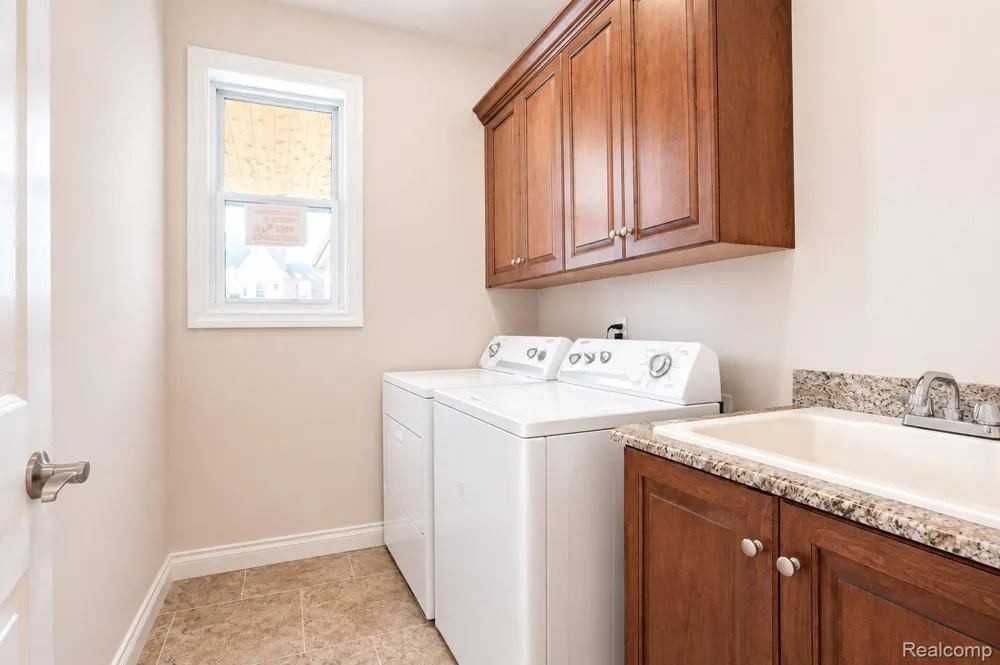 53125 Citadel Street Macomb Township, MI 48042