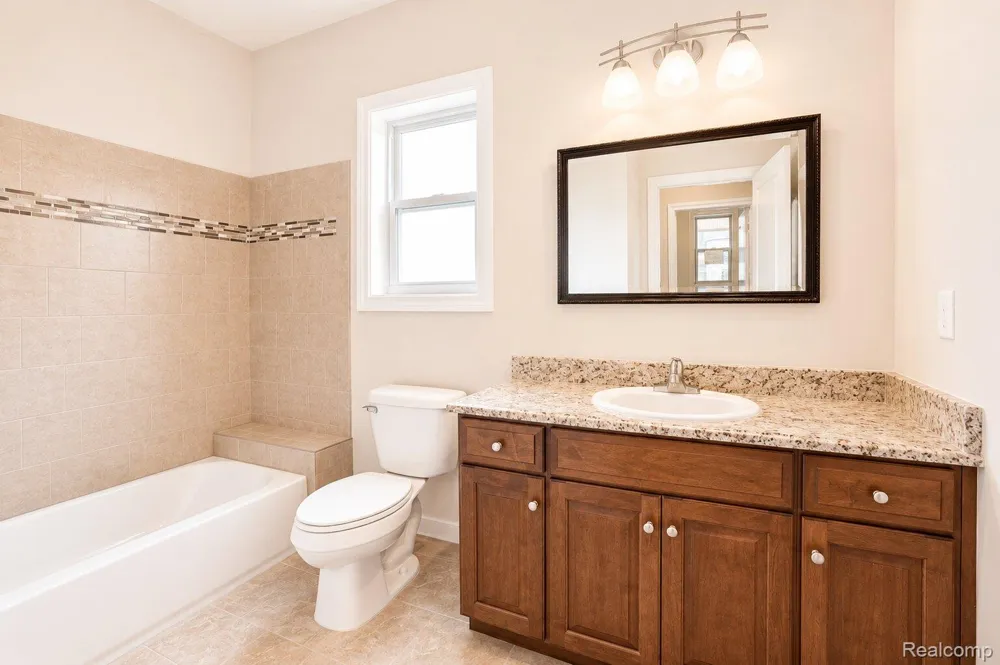 53125 Citadel Street Macomb Township, MI 48042