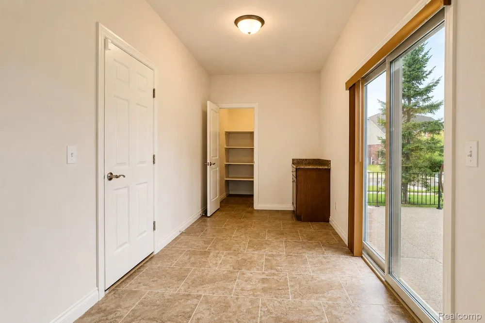 53125 Citadel Street Macomb Township, MI 48042