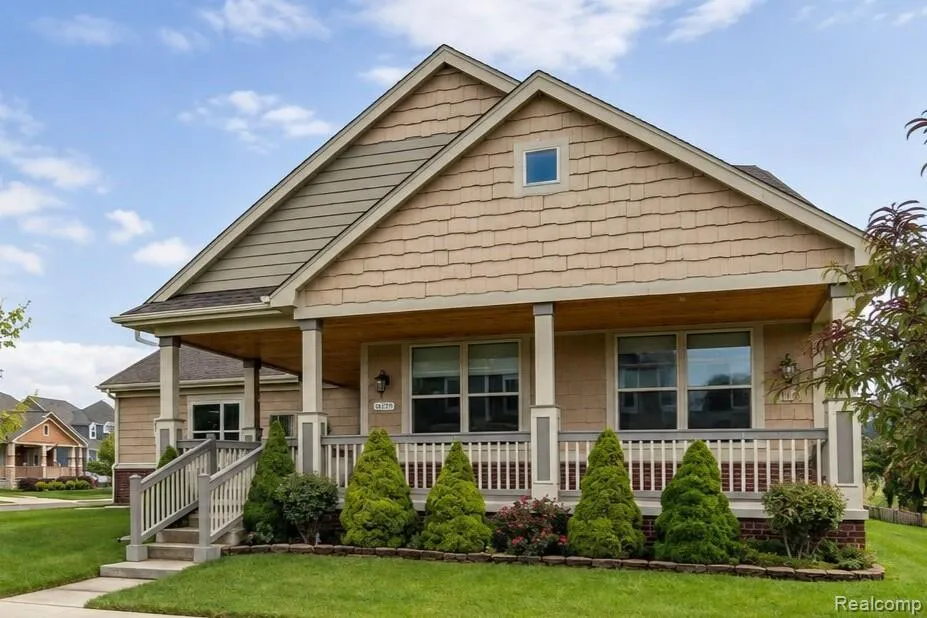 53125 Citadel Street Macomb Township, MI 48042
