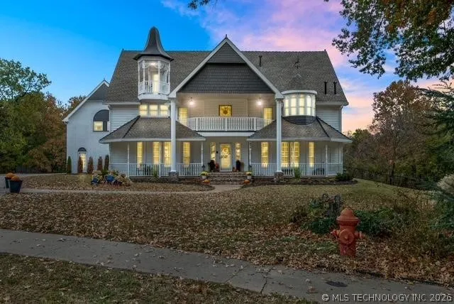804 E Van Buren Street Broken Arrow, OK 74011