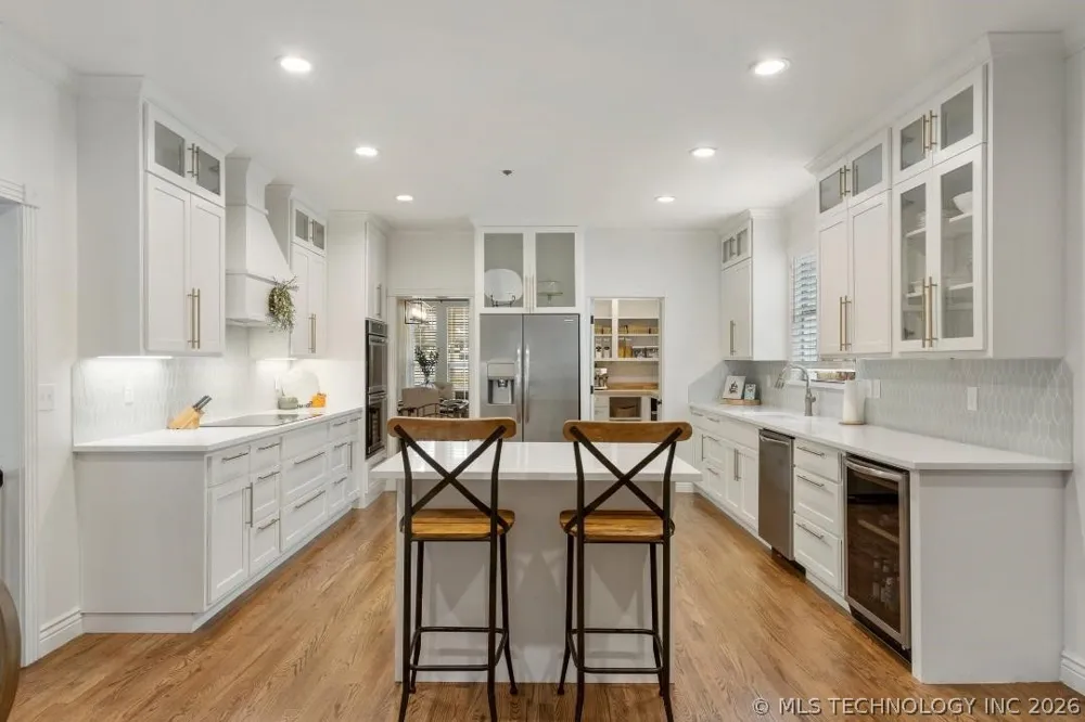 804 E Van Buren Street Broken Arrow, OK 74011