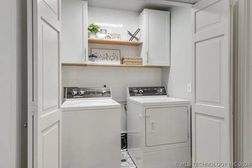 804 E Van Buren Street Broken Arrow, OK 74011