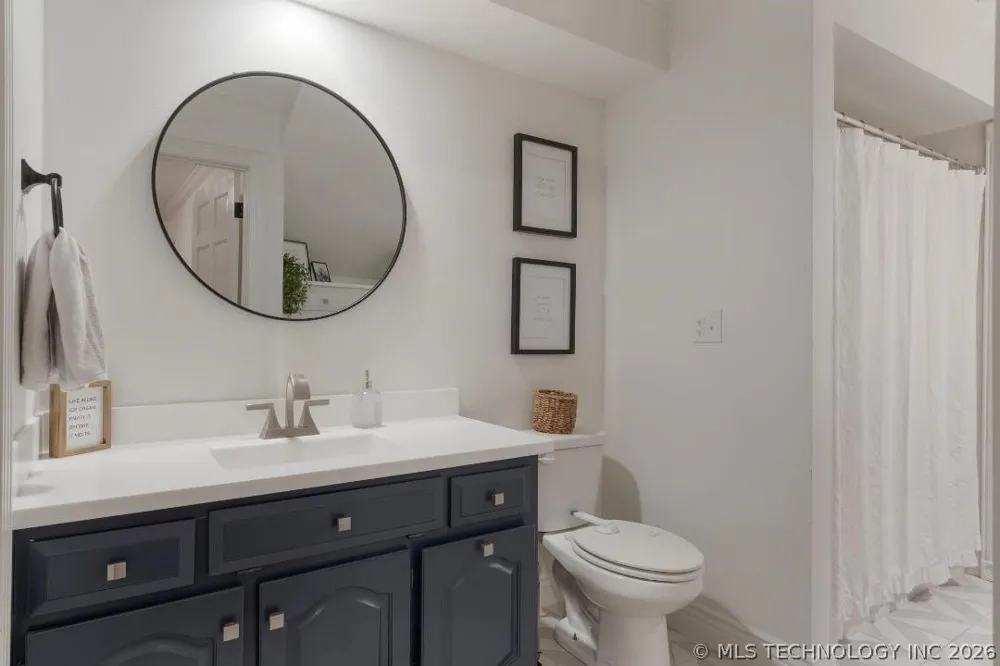 804 E Van Buren Street Broken Arrow, OK 74011