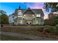 804 E Van Buren Street Broken Arrow, OK 74011