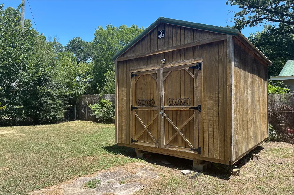 909 Alice Street Trinidad, TX 75163