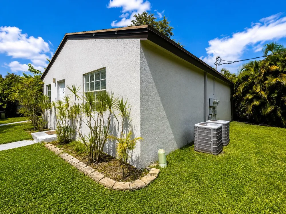 32 Lake Osborne Drive ##6 