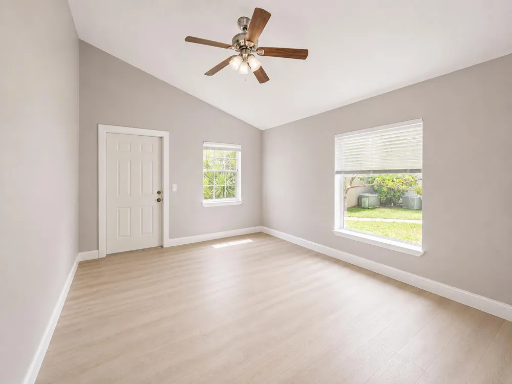32 Lake Osborne Drive ##6 