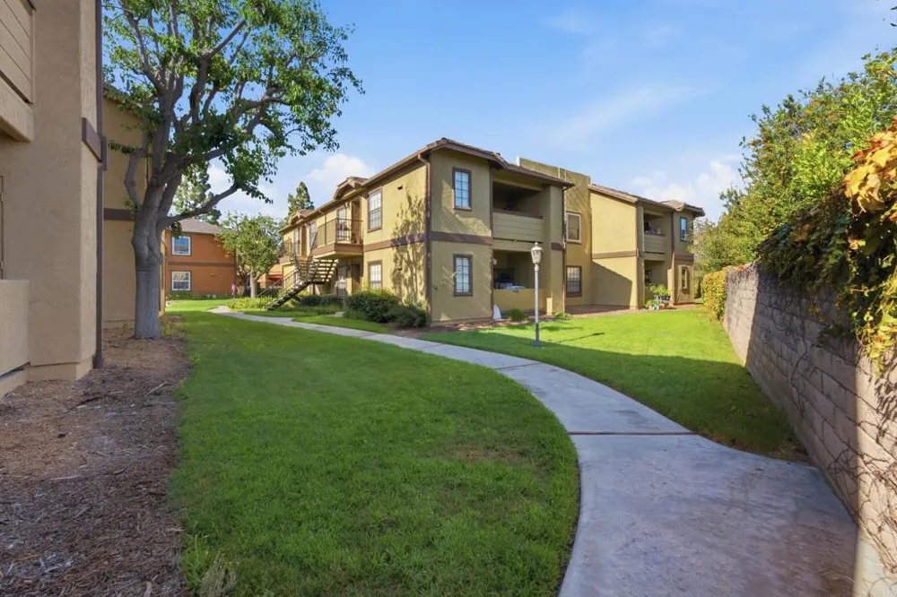 10623 Dabney Drive #39 Mira Mesa, CA 92126